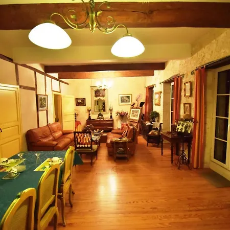 Autrefois La Modiste *